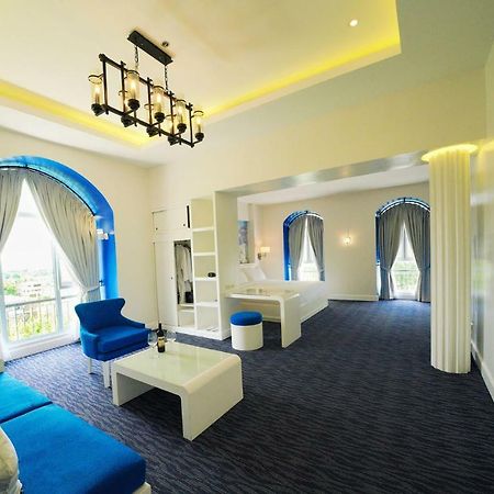 Hotel Carlito Tagaytay Tagaytay City Exterior foto
