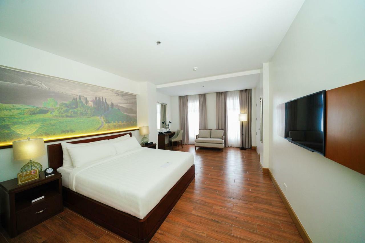 Hotel Carlito Tagaytay Tagaytay City Exterior foto
